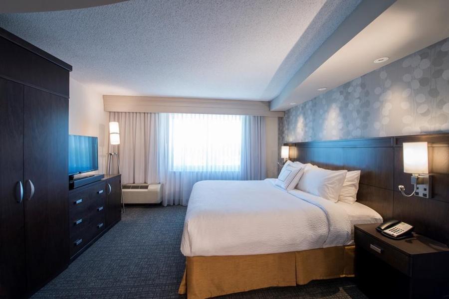 คอร์ตยาร์ด โคลัมบัส Hotel ภายนอก รูปภาพ